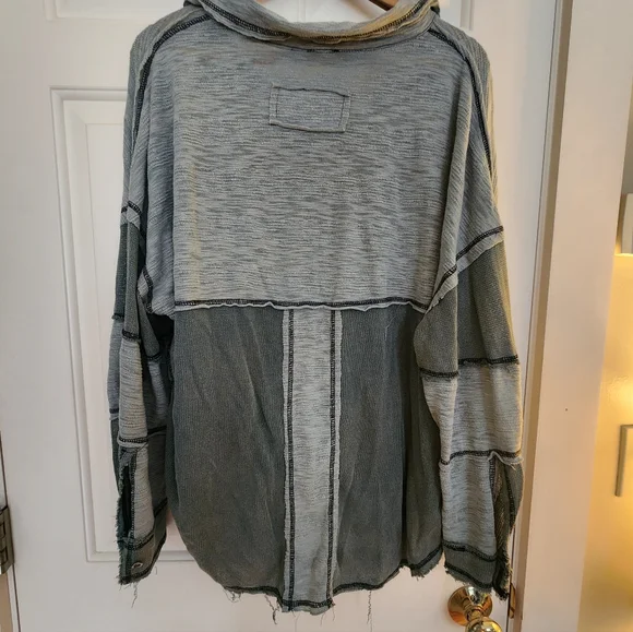 Pol Full Button Lightweight Shirt Size Large Beach Boho Green - Picture 6 of 14